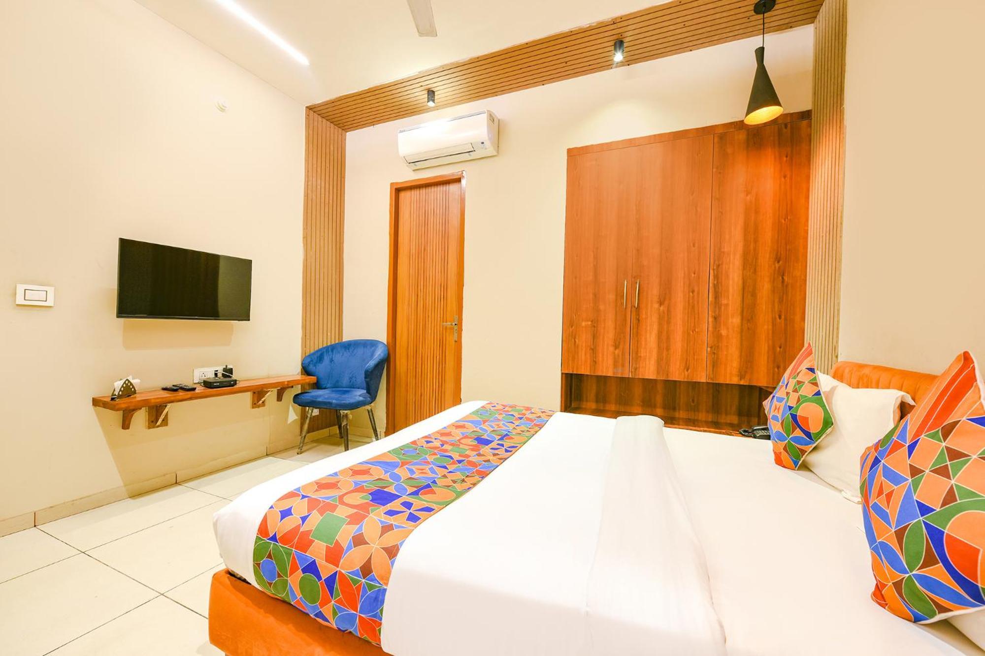 Fabhotel Dc Premium Zirakpur Luaran gambar