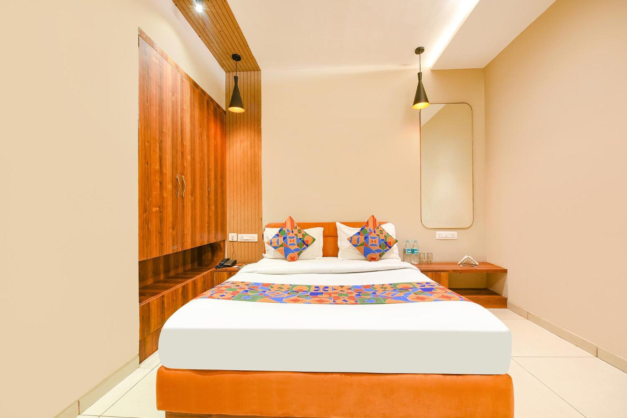 Fabhotel Dc Premium Zirakpur Luaran gambar