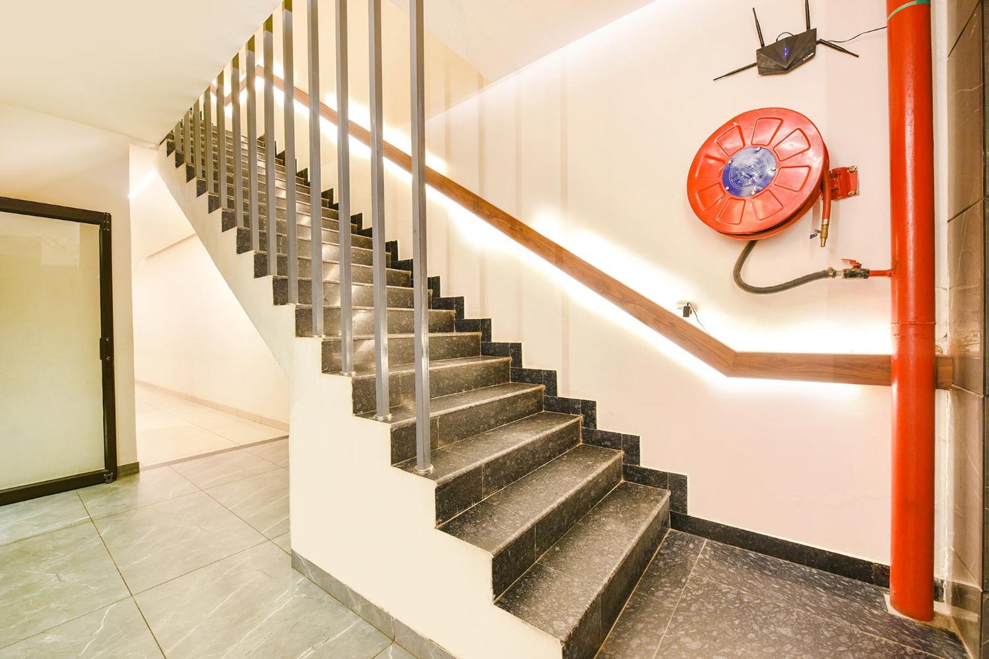 Fabhotel Dc Premium Zirakpur Luaran gambar